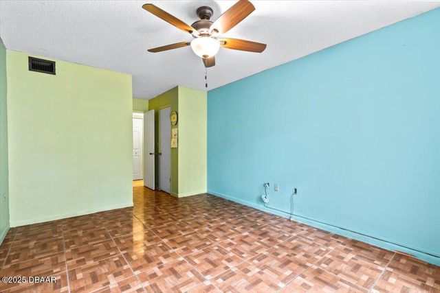 640 N Nova Rd Apt 114, Ormond Beach, FL 32174