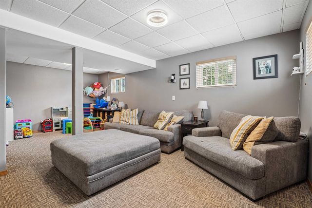 562 Jones Road, Evansdale, IA 50707