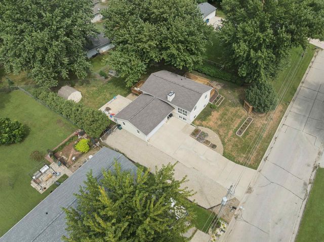 562 Jones Road, Evansdale, IA 50707