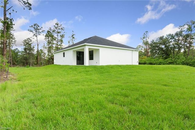 2803 13th ST, Lehigh Acres, FL 33972