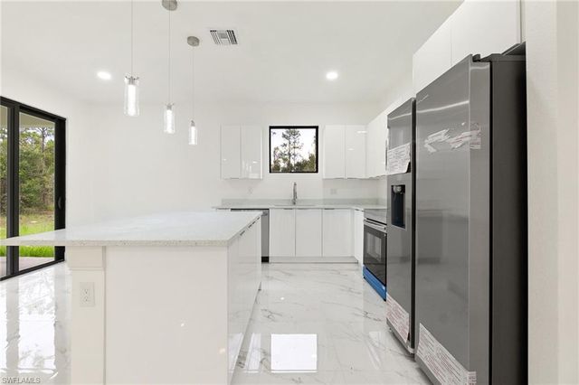 2803 13th ST, Lehigh Acres, FL 33972