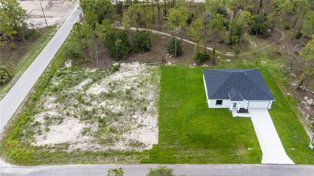 2803 13th ST, Lehigh Acres, FL 33972