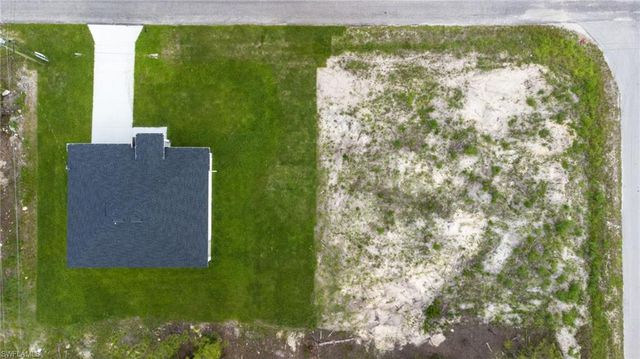 2803 13th ST, Lehigh Acres, FL 33972