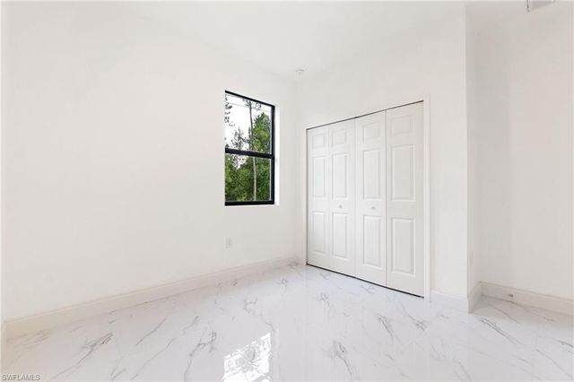 2803 13th ST, Lehigh Acres, FL 33972