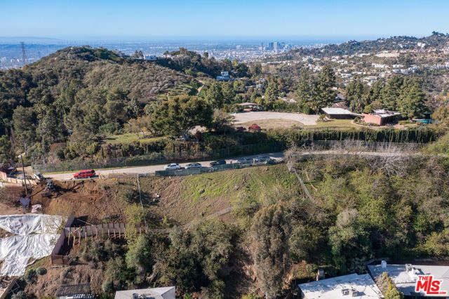 7315 W Pyramid Place, Los Angeles, CA 90046