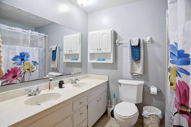 8386 Harkness Road S, Cottage Grove, MN 55016