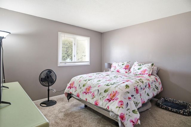 8386 Harkness Road S, Cottage Grove, MN 55016