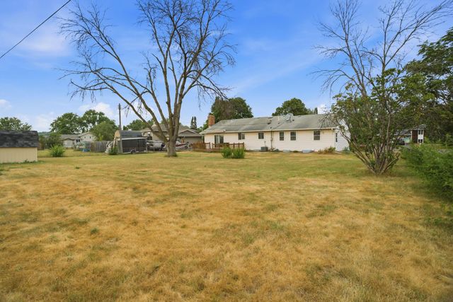 8386 Harkness Road S, Cottage Grove, MN 55016