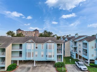 18617 Egret Bay Boulevard 701, Webster, TX 77058