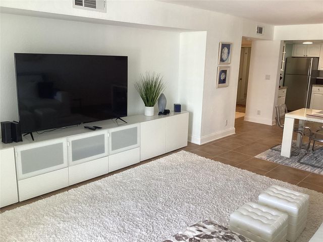 1460 GULF BOULEVARD 702, Clearwater Beach, FL 33767