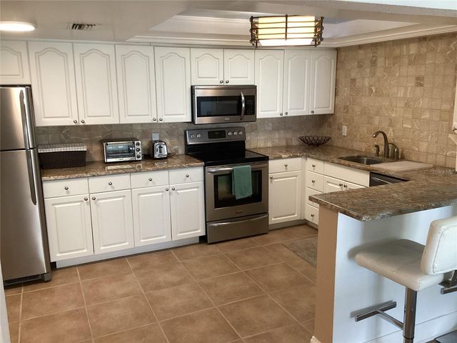 1460 GULF BOULEVARD 702, Clearwater Beach, FL 33767