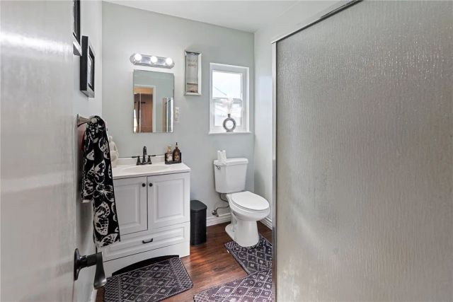 255 W Valencia, Rialto, CA 92376