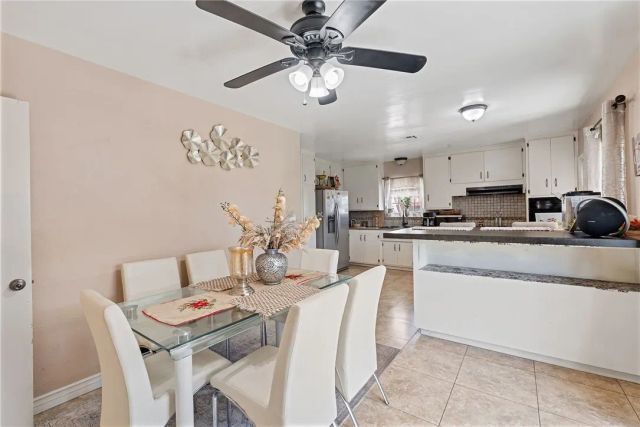 255 W Valencia, Rialto, CA 92376