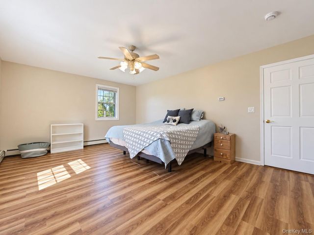 8 Acorn Drive, Montgomery, NY 12586