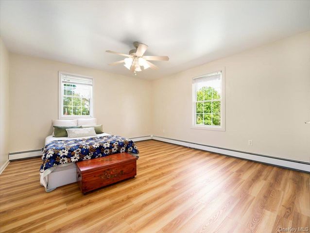8 Acorn Drive, Montgomery, NY 12586
