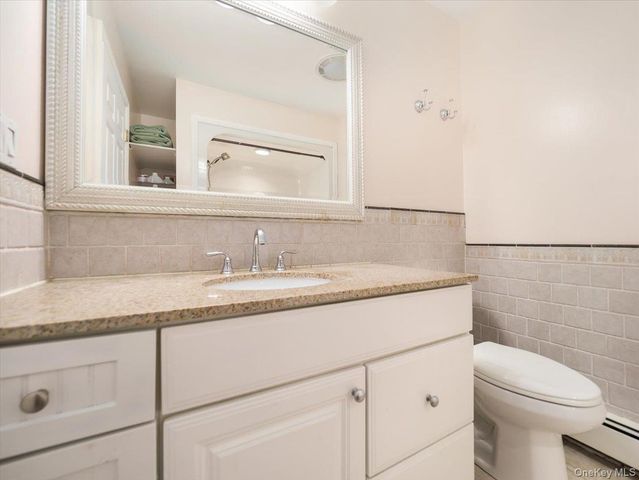 8 Acorn Drive, Montgomery, NY 12586