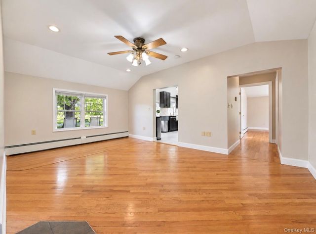8 Acorn Drive, Montgomery, NY 12586