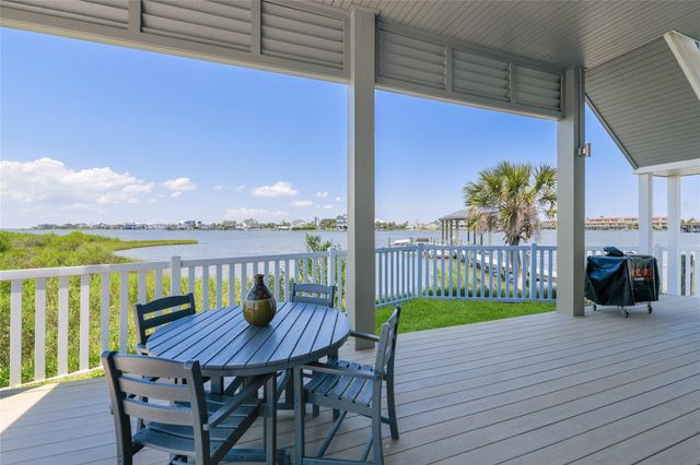 3515 Hudson Court, Galveston, TX 77554