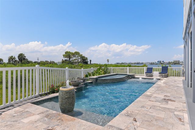 3515 Hudson Court, Galveston, TX 77554