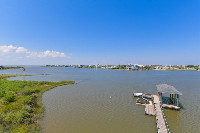 3515 Hudson Court, Galveston, TX 77554