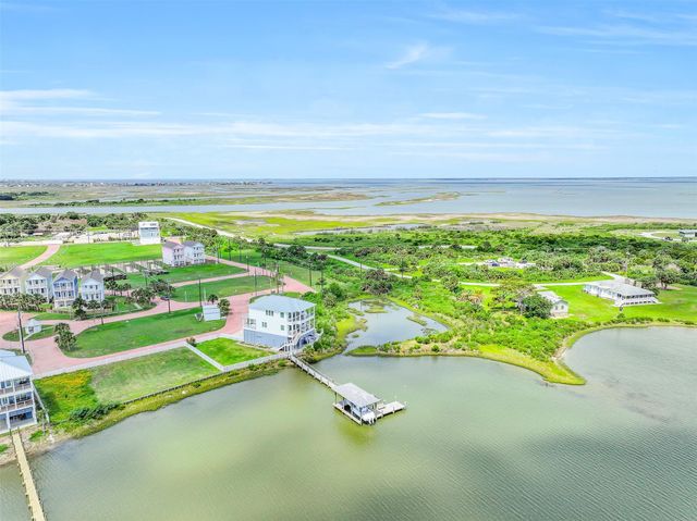3515 Hudson Court, Galveston, TX 77554