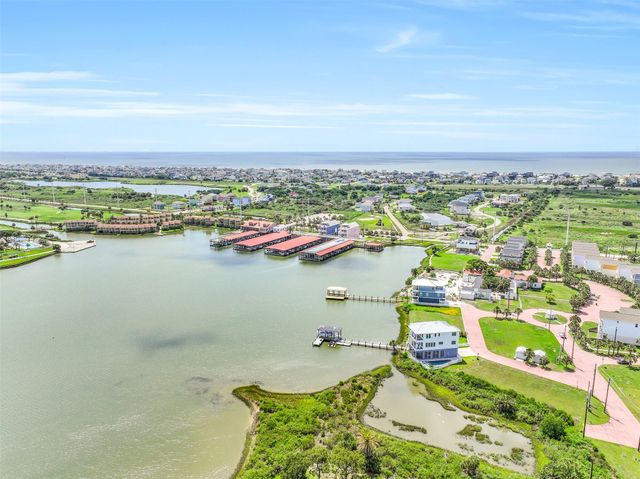 3515 Hudson Court, Galveston, TX 77554