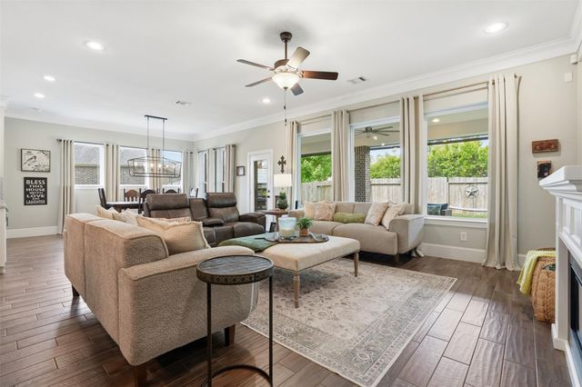 31246 Crescent Timbers Lane, Spring, TX 77386