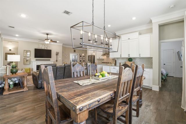 31246 Crescent Timbers Lane, Spring, TX 77386