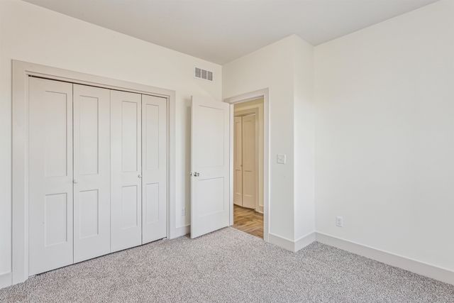 5031 N Toben Ct., Bel Aire, KS 67226