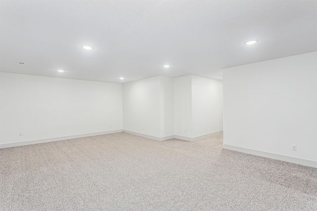 5031 N Toben Ct., Bel Aire, KS 67226