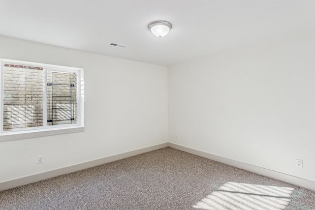 5031 N Toben Ct., Bel Aire, KS 67226