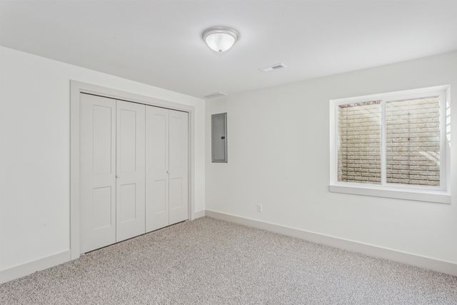 5031 N Toben Ct., Bel Aire, KS 67226