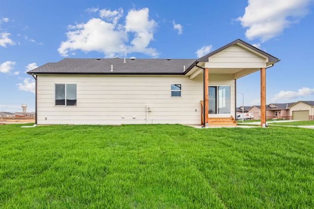 5031 N Toben Ct., Bel Aire, KS 67226