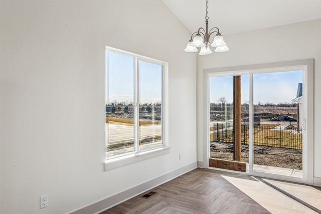 5031 N Toben Ct., Bel Aire, KS 67226