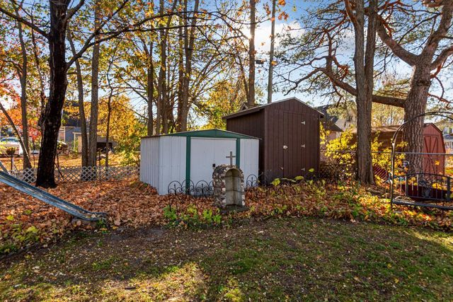 531 2nd Street NW, Faribault, MN 55021