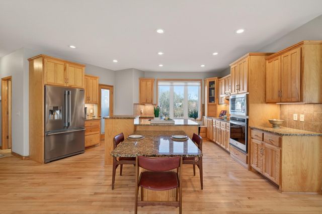 14831 Lac Lavon Drive, Burnsville, MN 55306