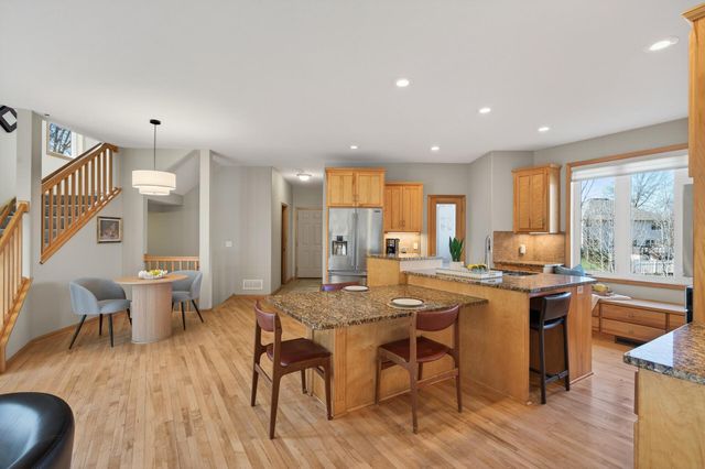 14831 Lac Lavon Drive, Burnsville, MN 55306