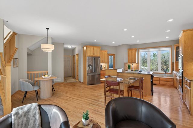 14831 Lac Lavon Drive, Burnsville, MN 55306