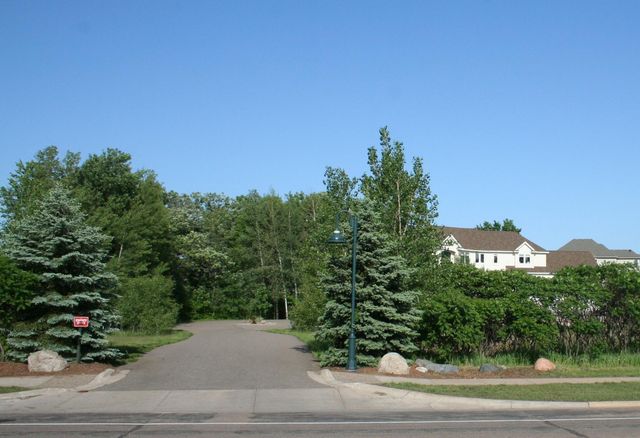 14831 Lac Lavon Drive, Burnsville, MN 55306