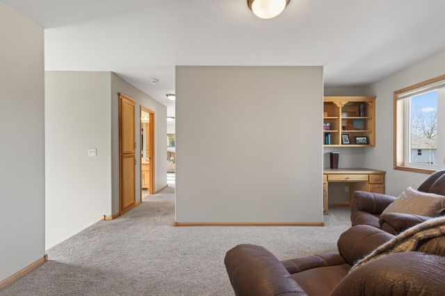 14831 Lac Lavon Drive, Burnsville, MN 55306