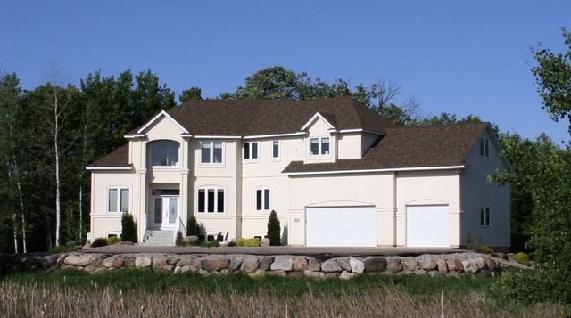 14831 Lac Lavon Drive, Burnsville, MN 55306