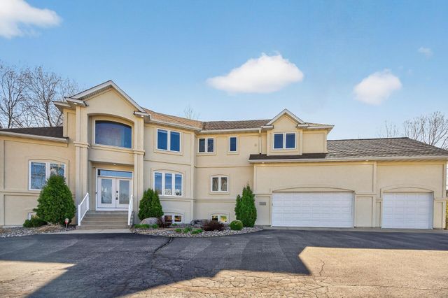 14831 Lac Lavon Drive, Burnsville, MN 55306