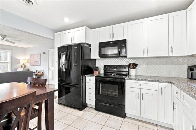 307 SE 6th Street, Lee's Summit, MO 64063