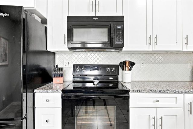 307 SE 6th Street, Lee's Summit, MO 64063