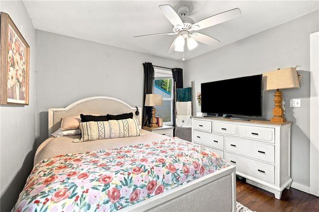 307 SE 6th Street, Lee's Summit, MO 64063