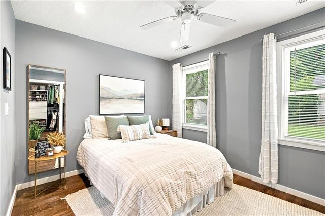 307 SE 6th Street, Lee's Summit, MO 64063