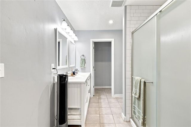 307 SE 6th Street, Lee's Summit, MO 64063