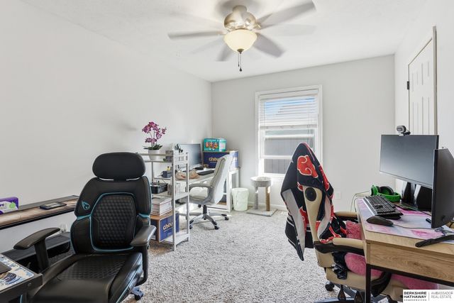 1101 Crest Road, Papillion, NE 68046