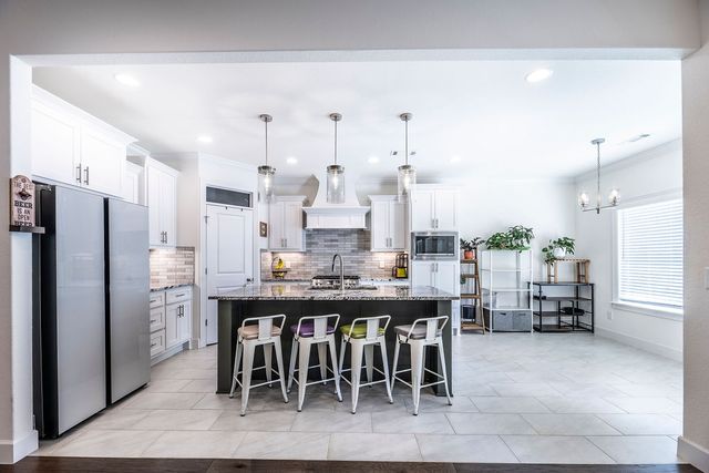 1401 Sessile Oak Way, Bentonville, AR 72713
