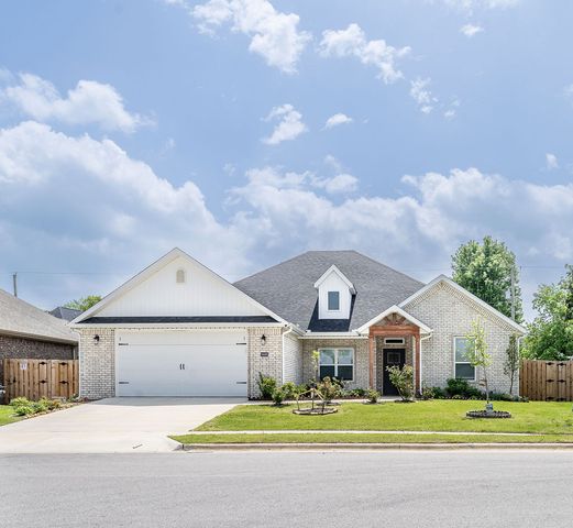 1401 Sessile Oak Way, Bentonville, AR 72713